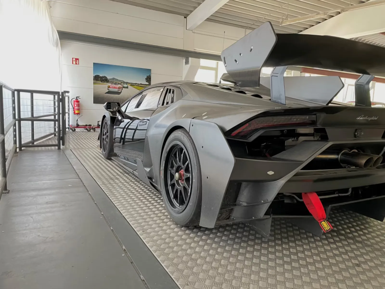 2016 Lamborghini Huracán Super Trofeo EVO, 9/20