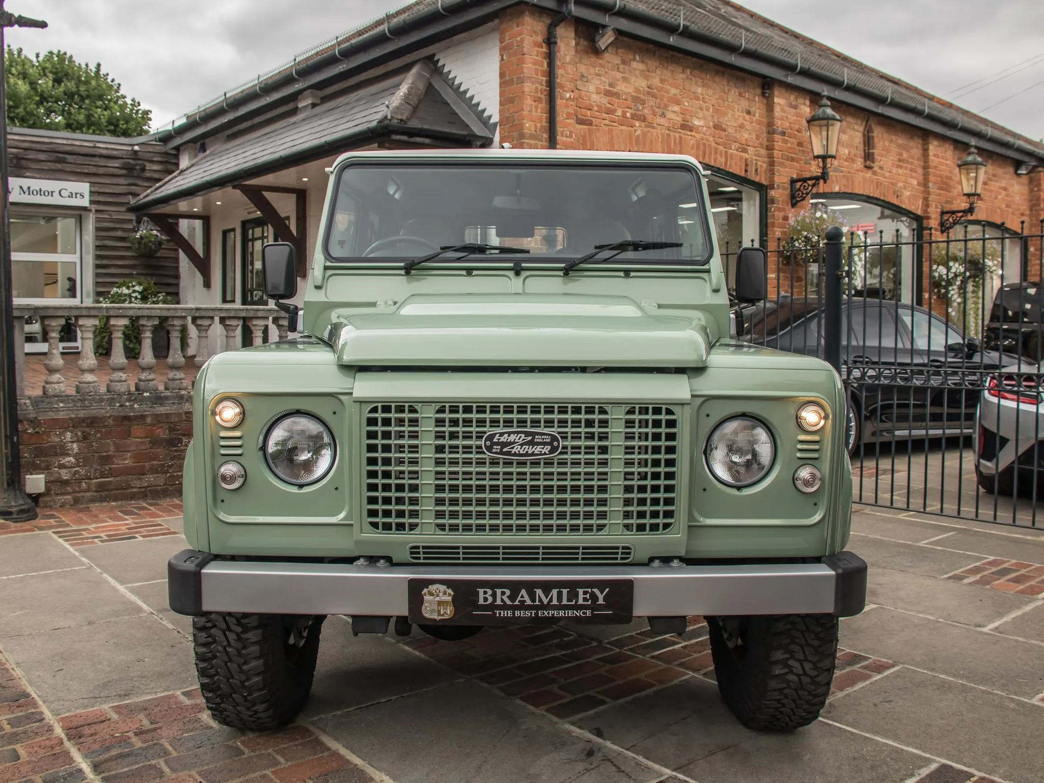 2016 Land Rover Defender 110 Heritage Edition, 4/21