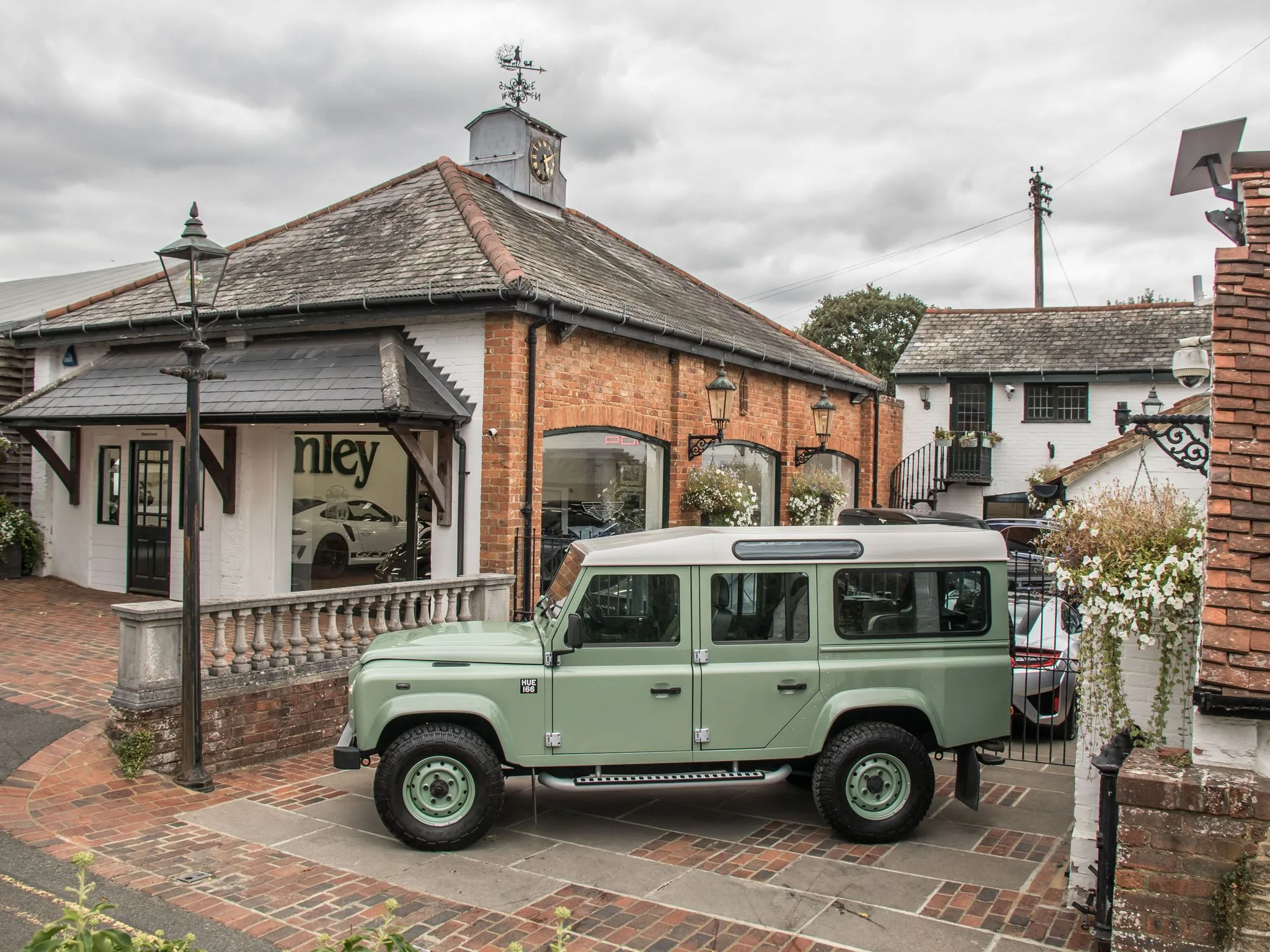 2016 Land Rover Defender 110 Heritage Edition, 10/21