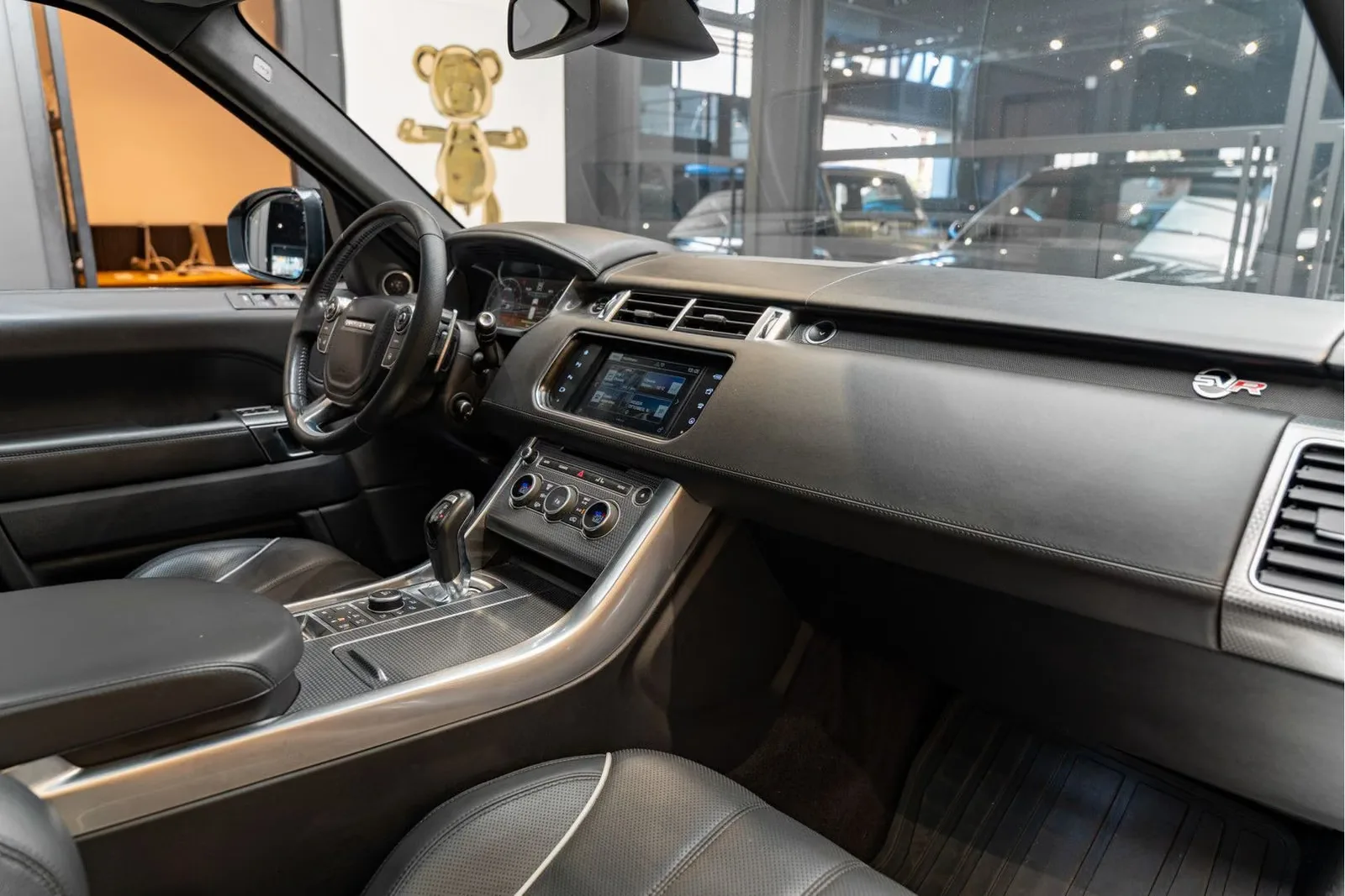2016 Land Rover Range Rover Sport SVR, 8/30