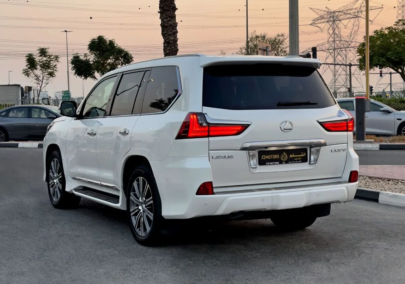 2016 Lexus LX 570, 5/13