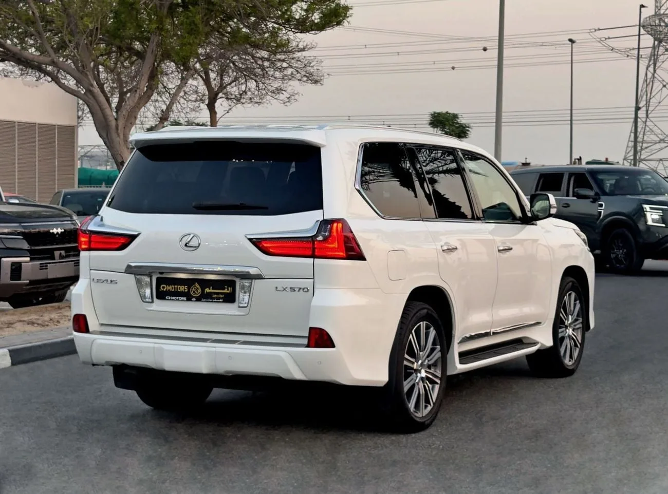 2016 Lexus LX 570, 7/13