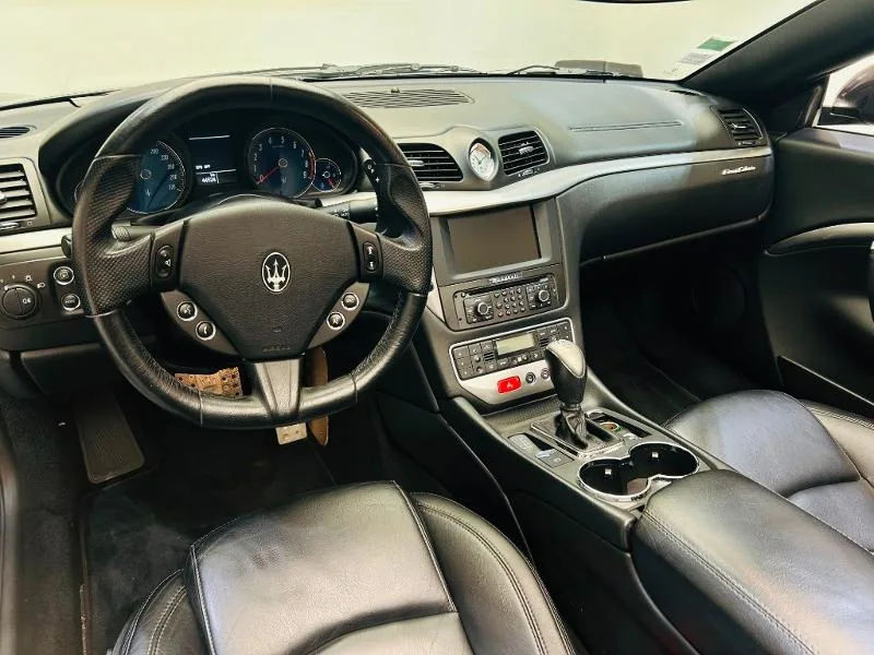 2016 Maserati GranCabrio Sport, 2/20