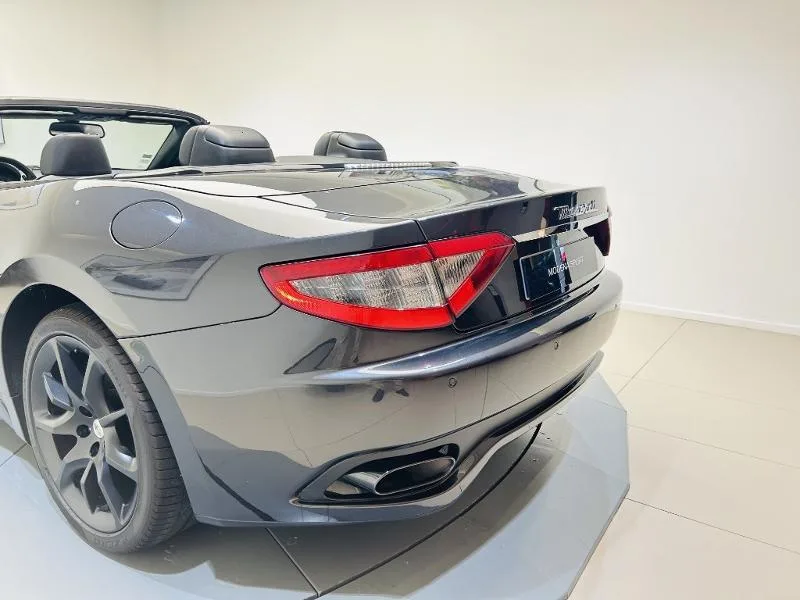 2016 Maserati GranCabrio Sport, 11/20