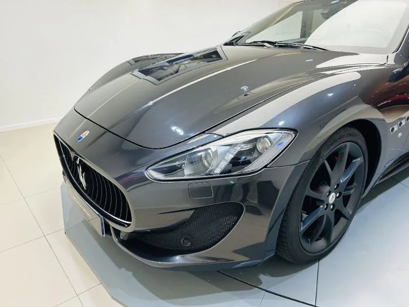 2016 Maserati GranCabrio Sport, 18/20