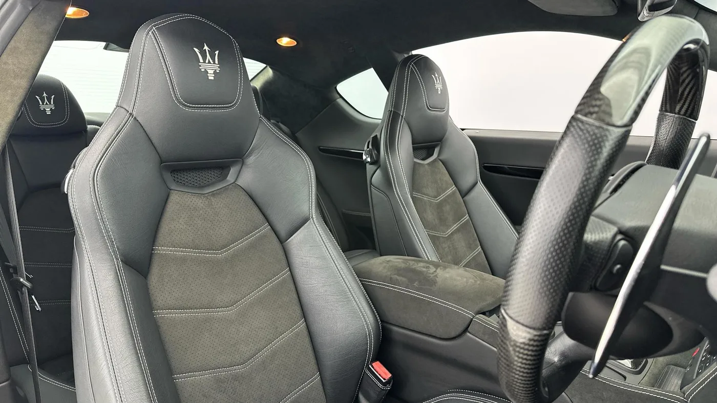 2016 Maserati GranTurismo MC Stradale proposée par un groupe de concessions agréées à Cheltenham, Royaume-Uni, photo 22 sur 25