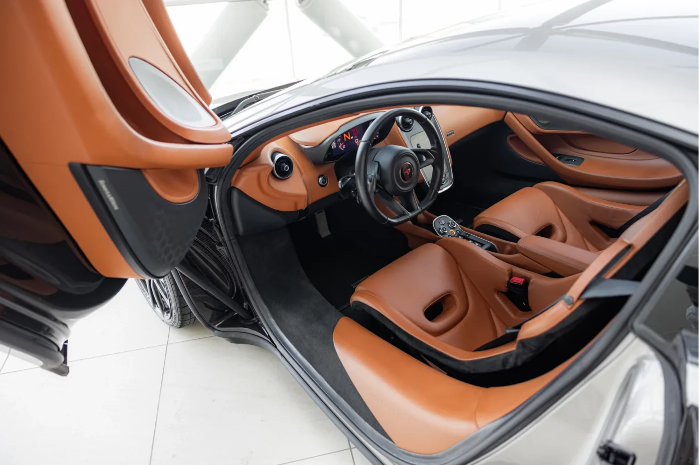 2016 McLaren 570S MSO angeboten von einem offiziellen McLaren und Morgan-Vertragshändler in Utrecht, Niederlande, Foto 3 von 25