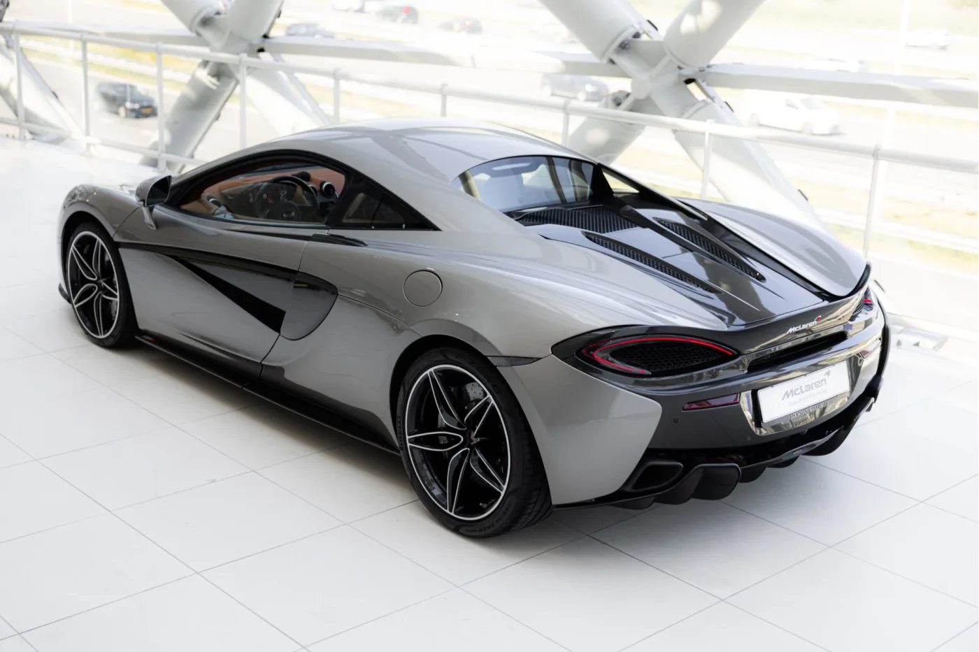 2016 McLaren 570S MSO angeboten von einem offiziellen McLaren und Morgan-Vertragshändler in Utrecht, Niederlande, Foto 8 von 25