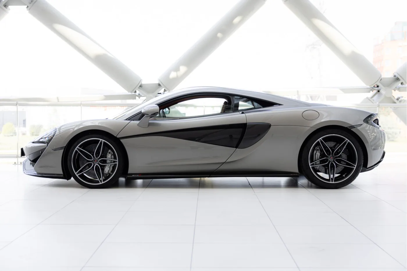 2016 McLaren 570S MSO angeboten von einem offiziellen McLaren und Morgan-Vertragshändler in Utrecht, Niederlande, Foto 10 von 25