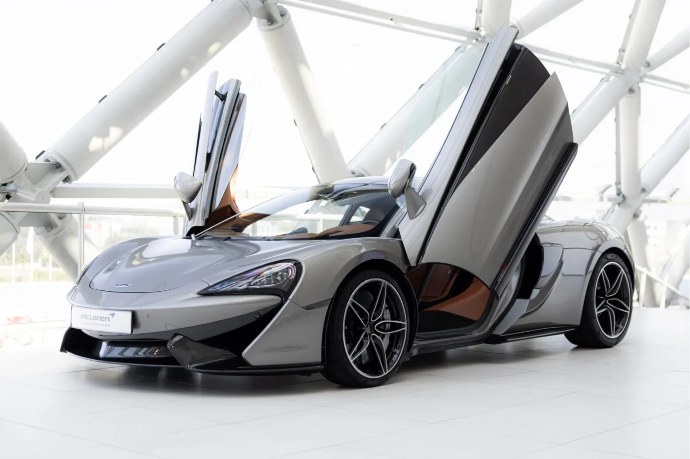 2016 McLaren 570S MSO angeboten von einem offiziellen McLaren und Morgan-Vertragshändler in Utrecht, Niederlande, Foto 17 von 25