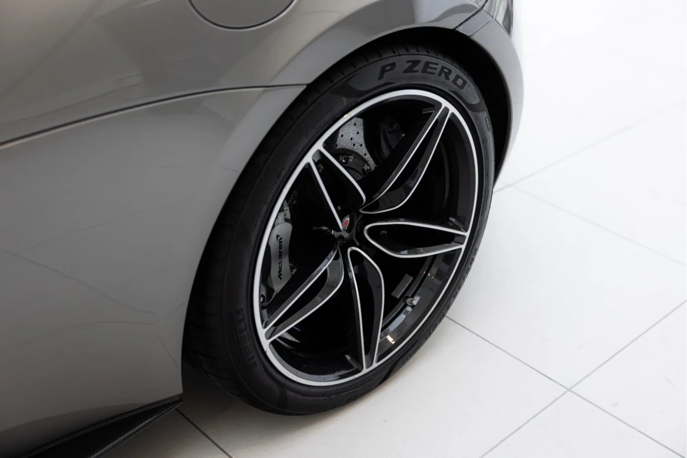 2016 McLaren 570S MSO angeboten von einem offiziellen McLaren und Morgan-Vertragshändler in Utrecht, Niederlande, Foto 19 von 25