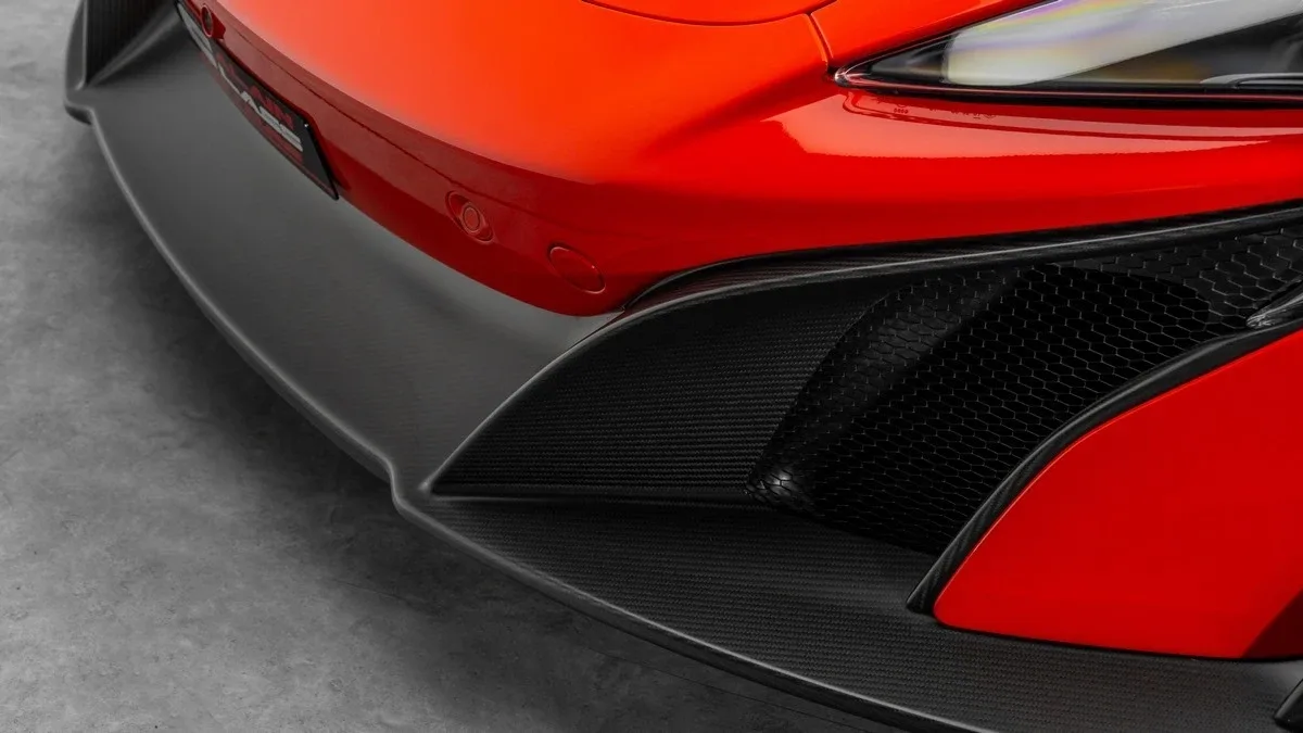 2016 McLaren 675LT, 12/30