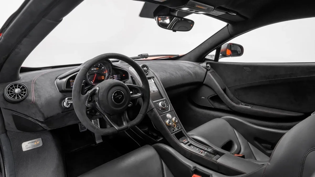 2016 McLaren 675LT, 21/30