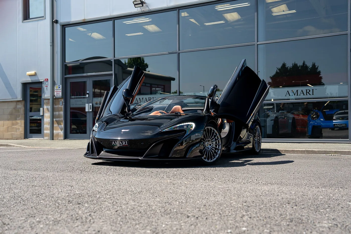 2016 McLaren 675LT Spider angeboten von einem Supersportwagenhändler in Preston, Vereinigtes Königreich, Foto 11 von 25