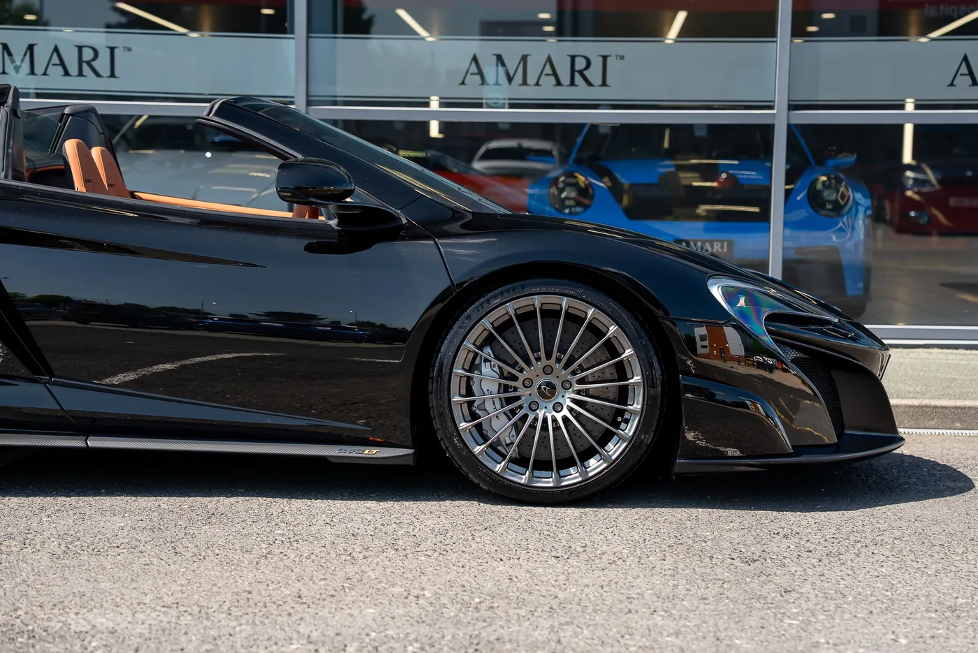 2016 McLaren 675LT Spider angeboten von einem Supersportwagenhändler in Preston, Vereinigtes Königreich, Foto 14 von 25