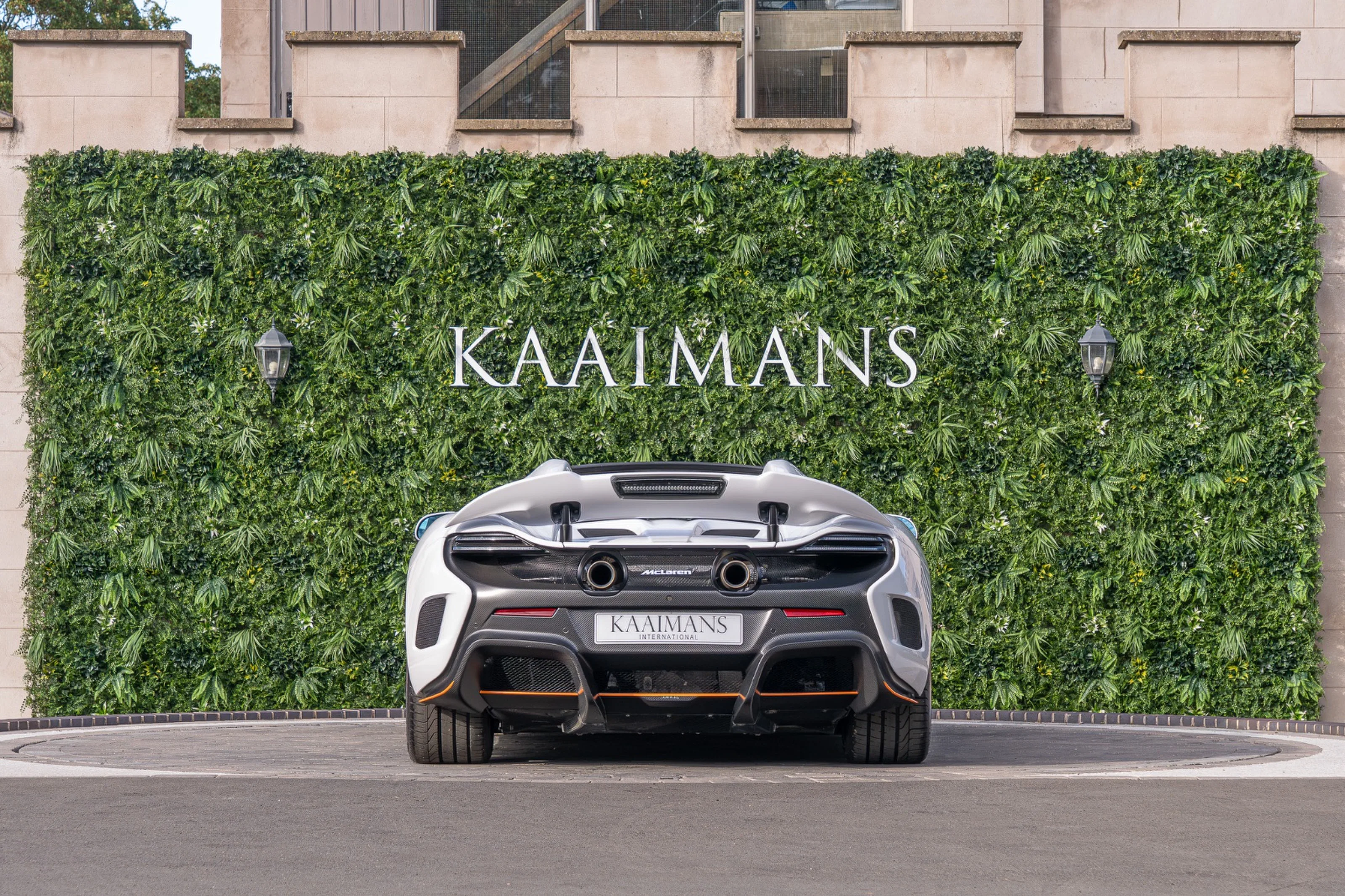 2016 McLaren 675LT Spider, 5/30