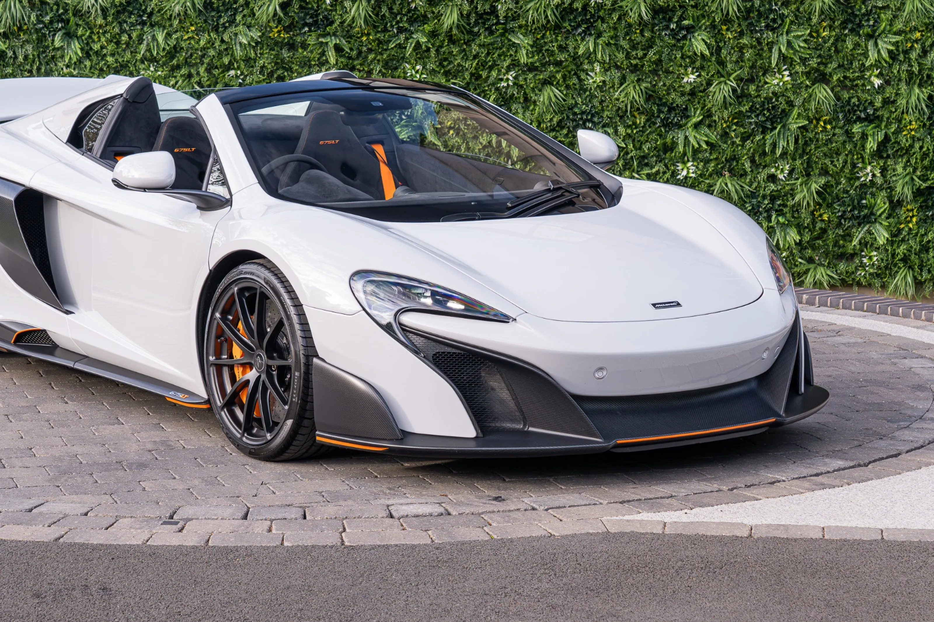 2016 McLaren 675LT Spider, 7/30