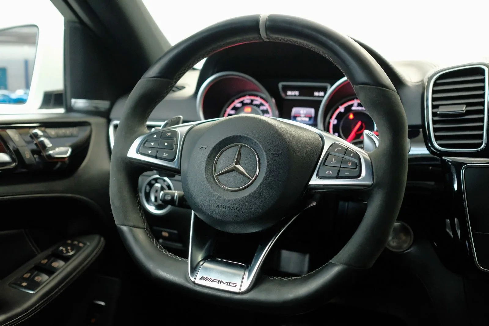 2016 Mercedes-AMG GLE 63 S Coupé, 16/30