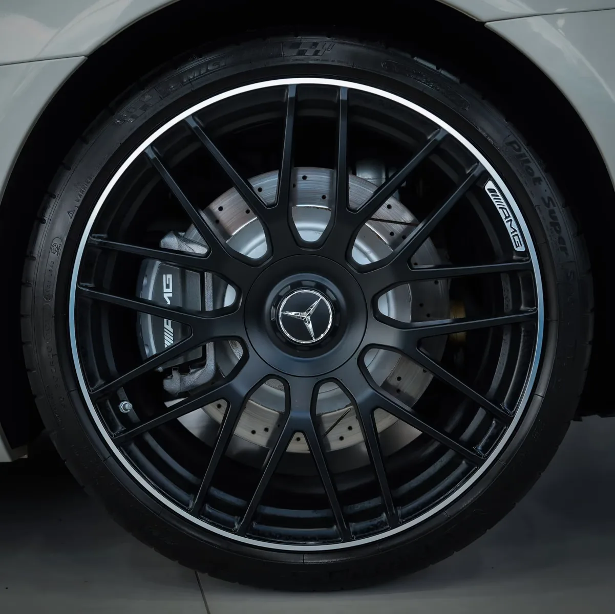 2016 Mercedes-AMG GT, 17/30