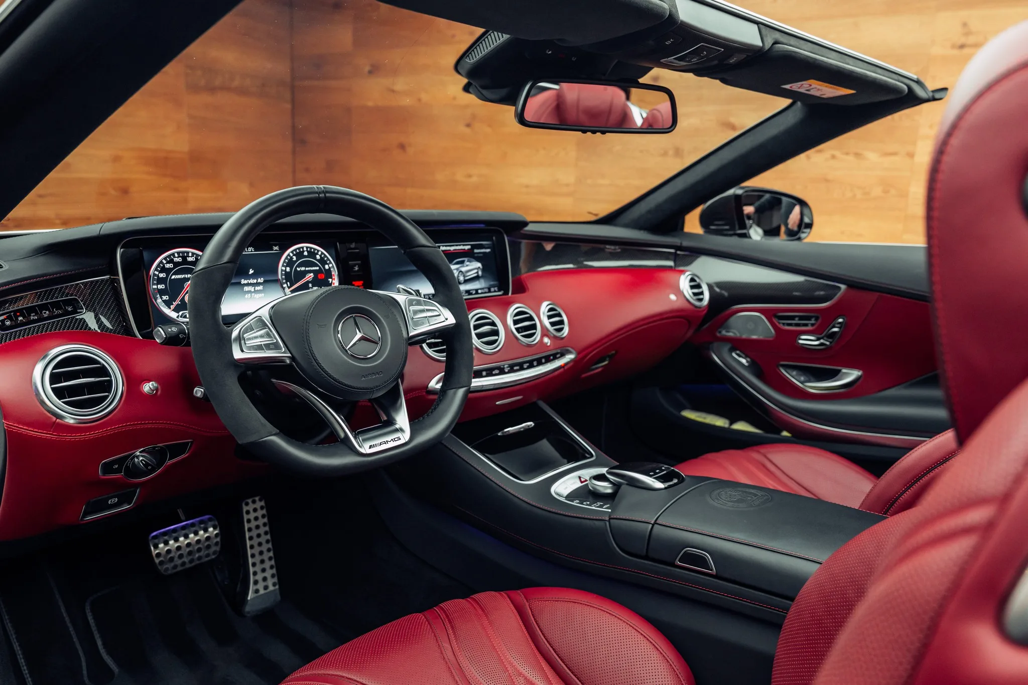 2016 Mercedes-AMG S 63 Cabriolet, 5/25