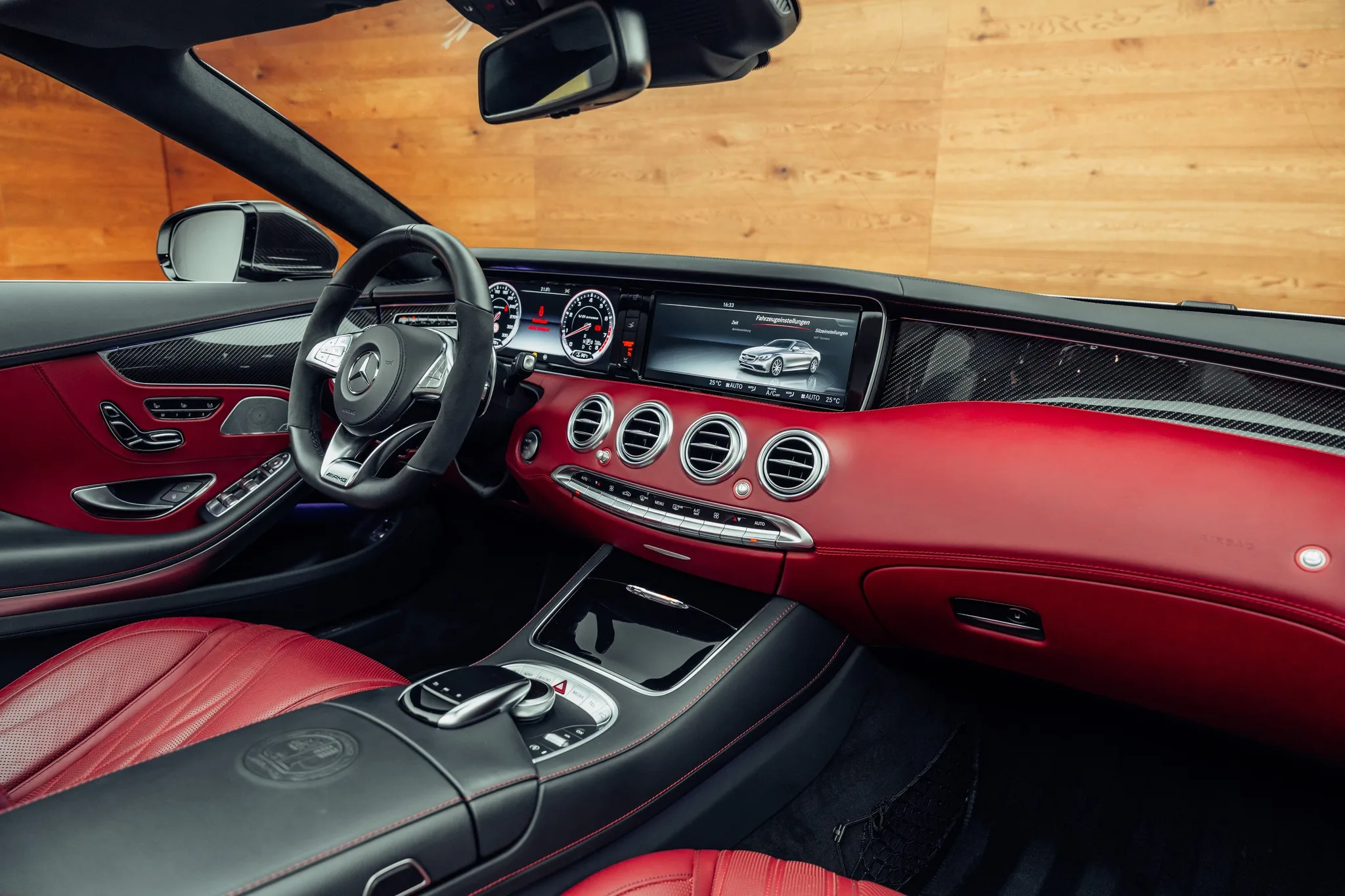 2016 Mercedes-AMG S 63 Cabriolet, 6/25