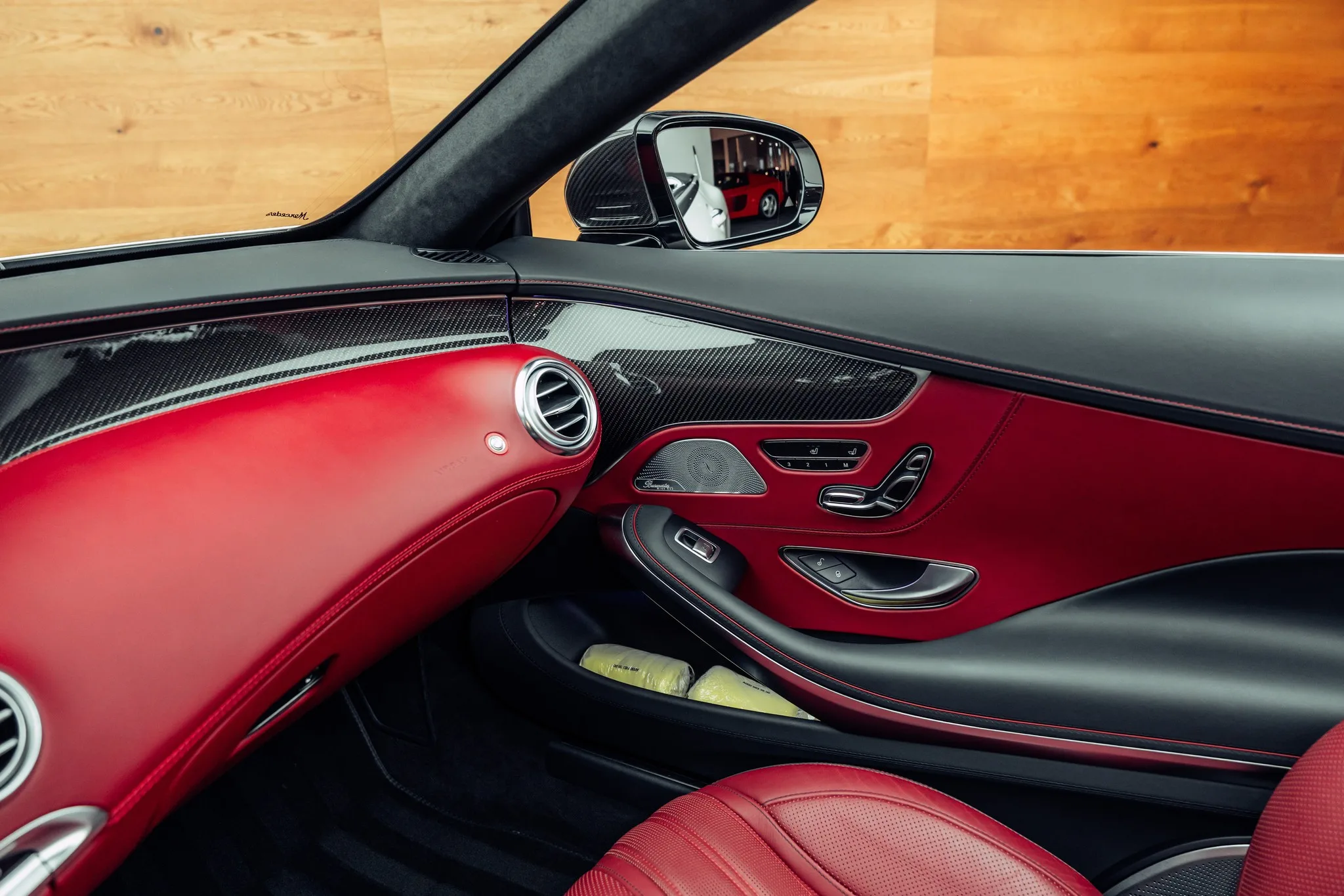2016 Mercedes-AMG S 63 Cabriolet, 11/25