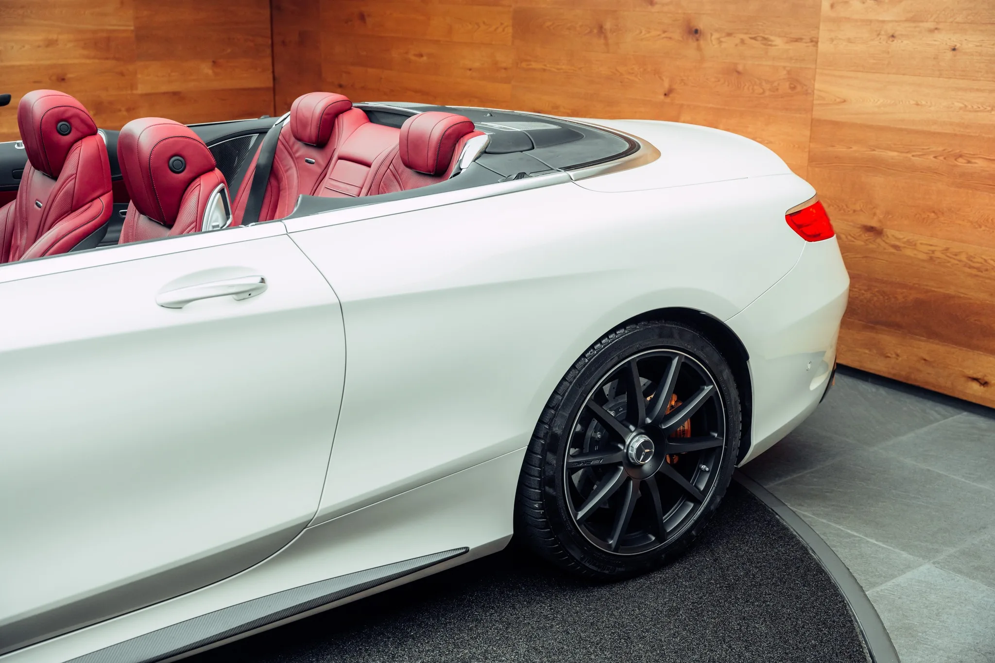 2016 Mercedes-AMG S 63 Cabriolet, 24/25