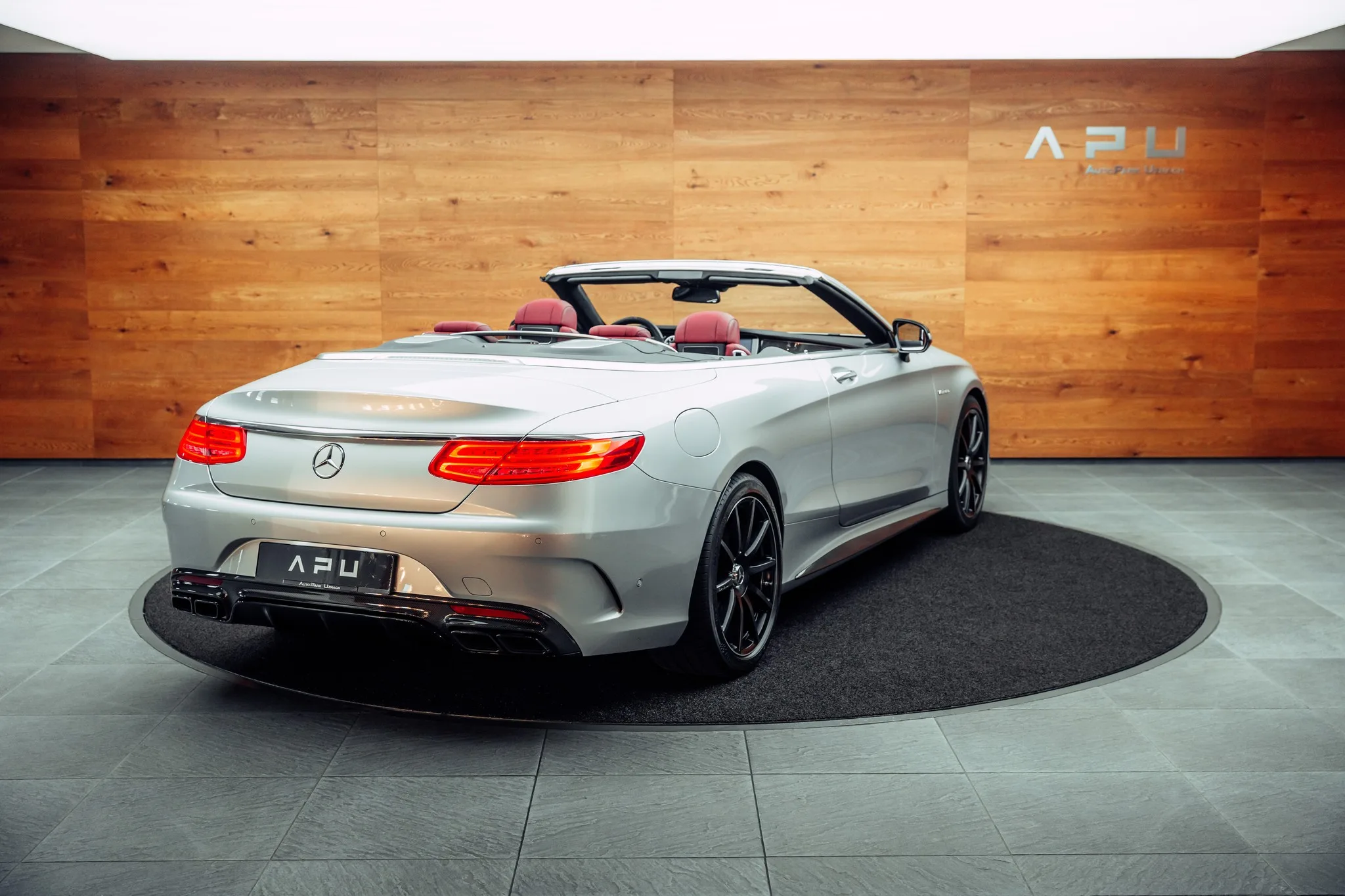 2016 Mercedes-AMG S 63 Cabriolet, 2/24