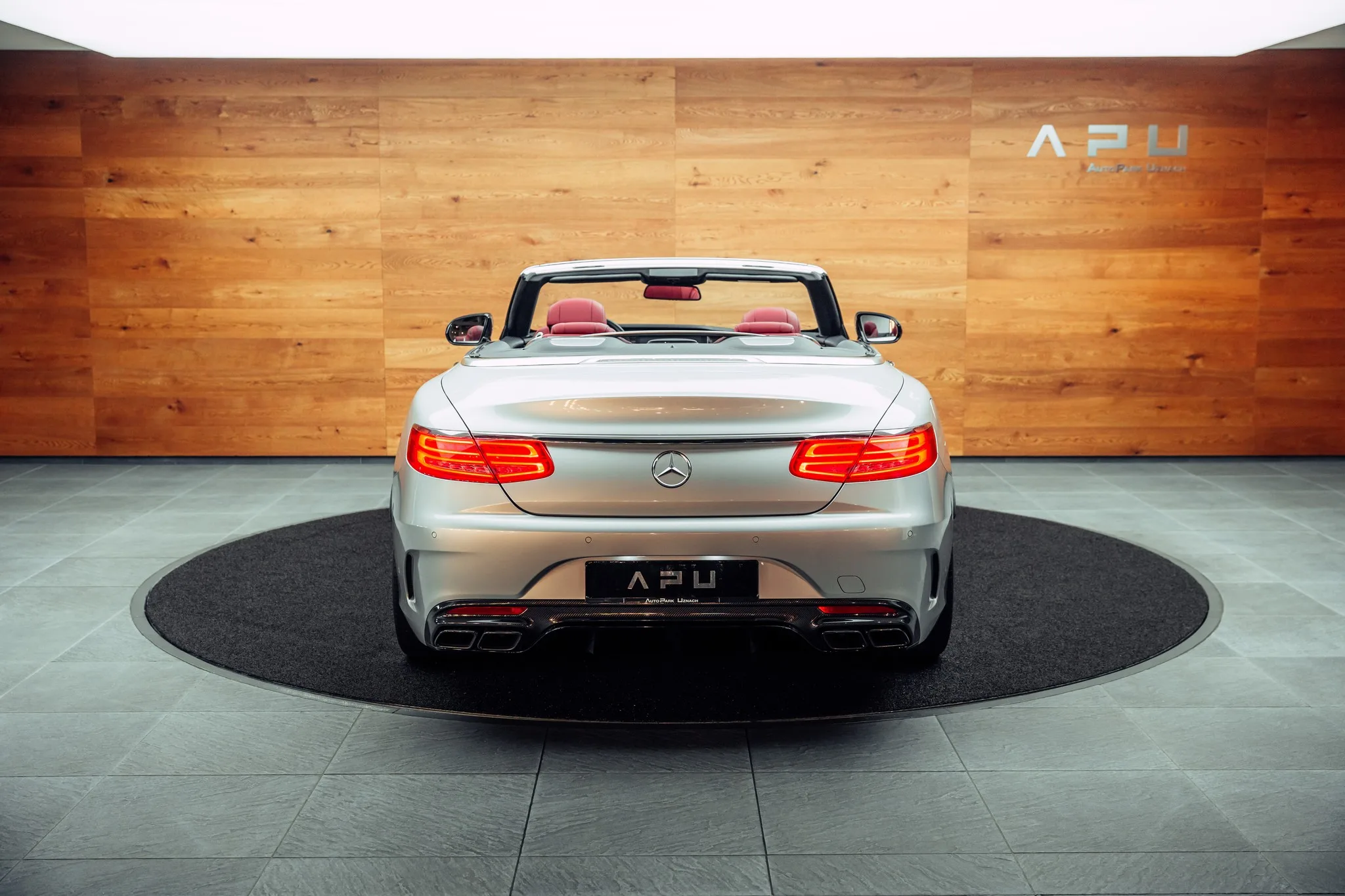2016 Mercedes-AMG S 63 Cabriolet, 20/24