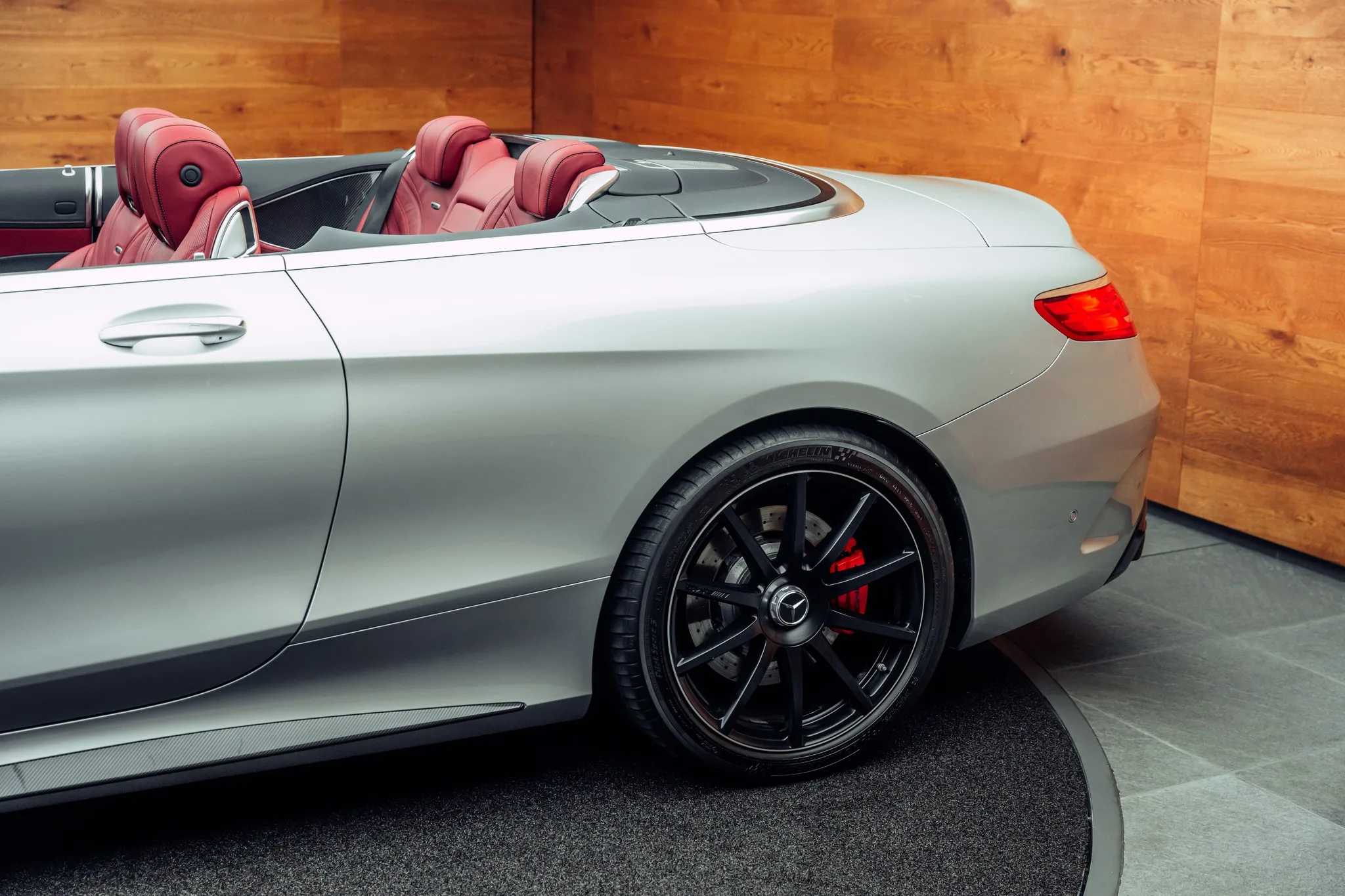 2016 Mercedes-AMG S 63 Cabriolet, 22/24