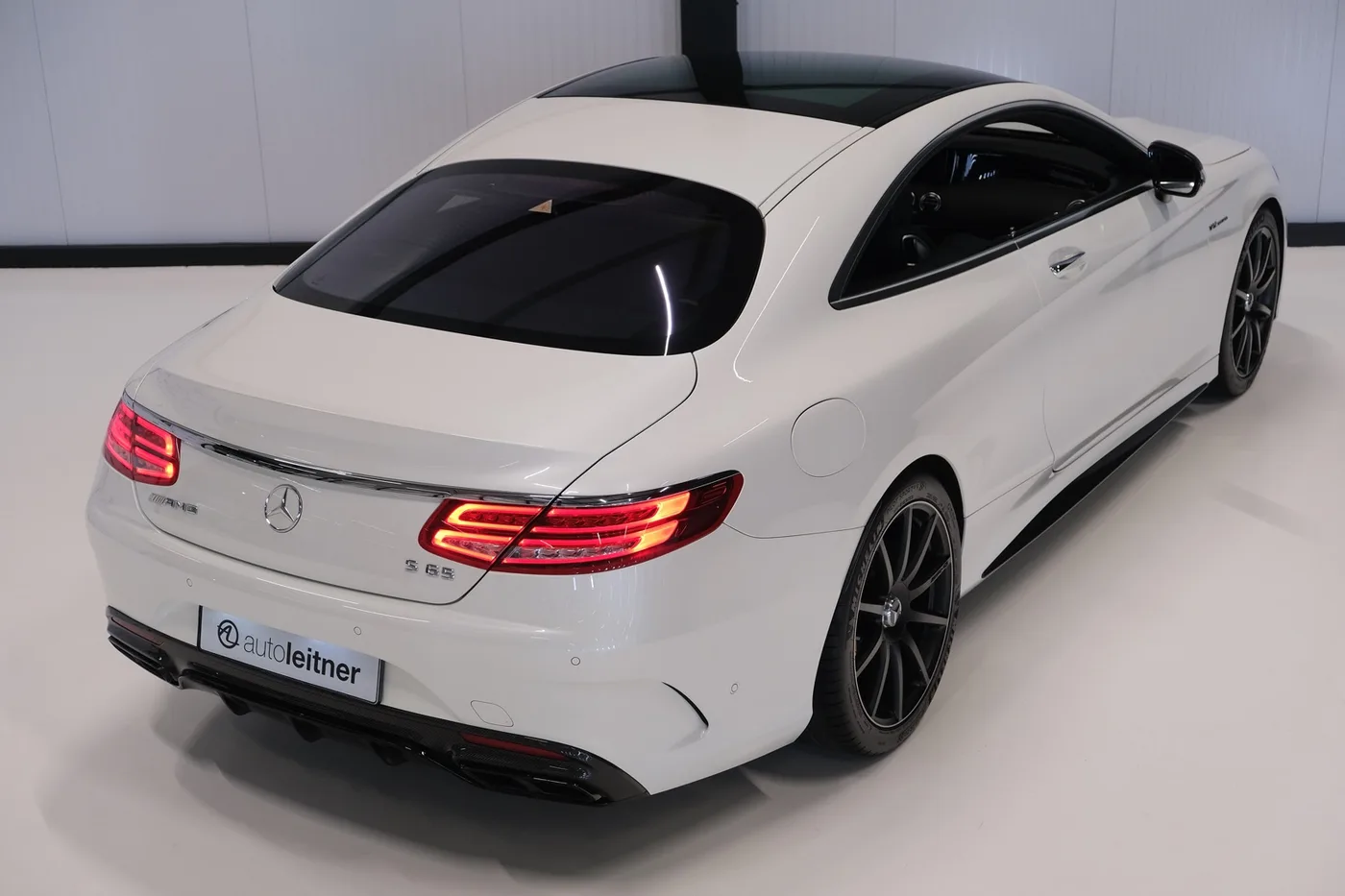 2016 Mercedes-AMG S 65 Coupé offered by a collector car dealer in Alkmaar, Netherlands, photo 3 of 15