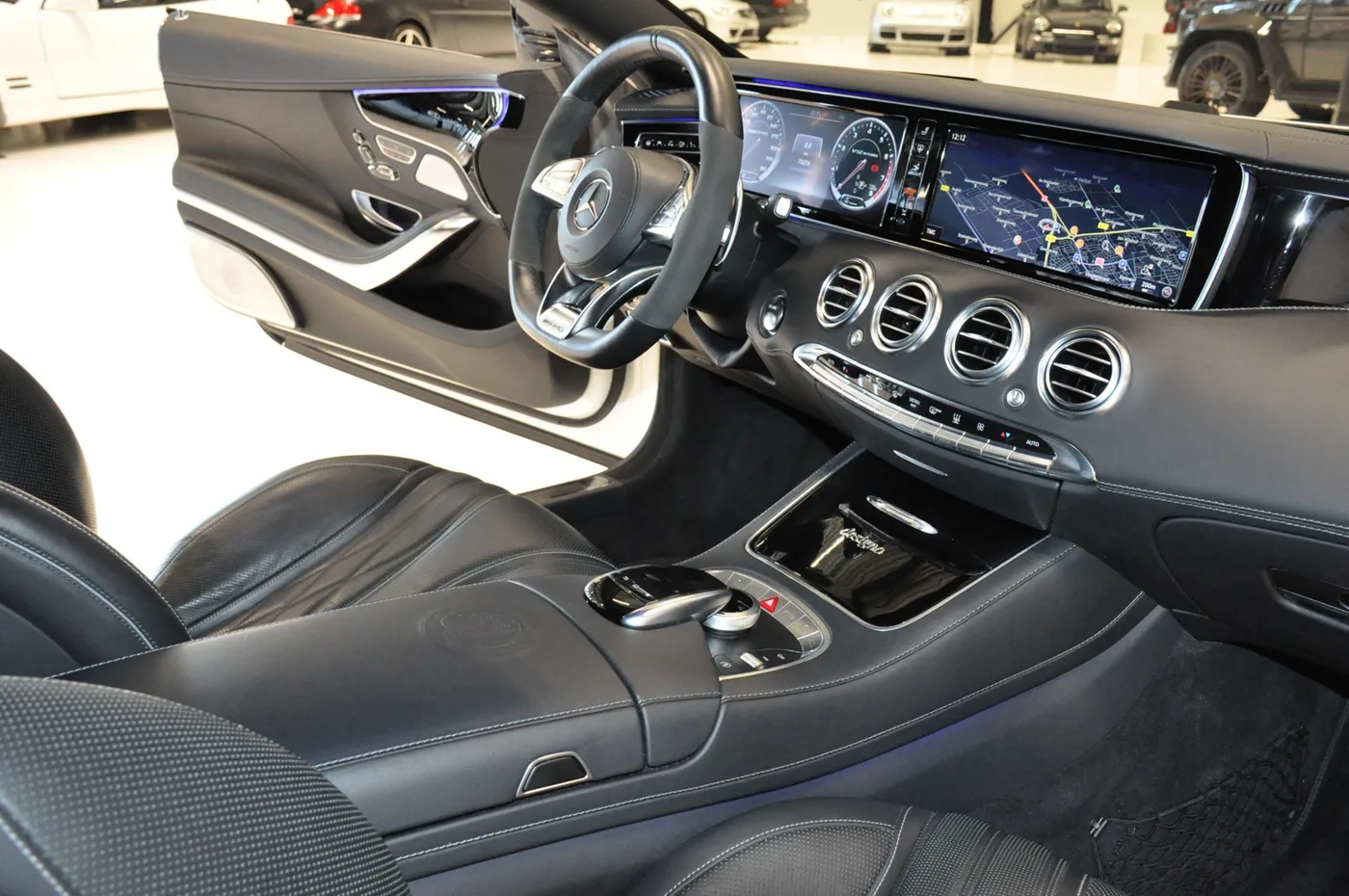 2016 Mercedes-AMG S 65 Coupé offered by a collector car dealer in Alkmaar, Netherlands, photo 10 of 15