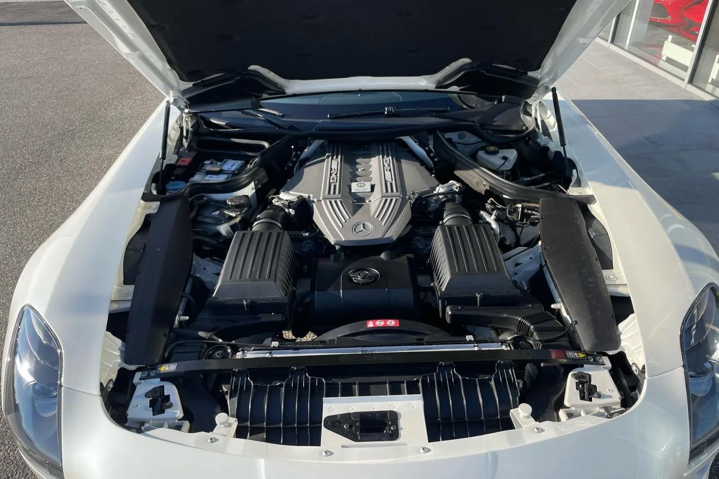2016 Mercedes-AMG SLS 6.3 angeboten von einem Fachhändler in Písek, Tschechien, Foto 14 von 15