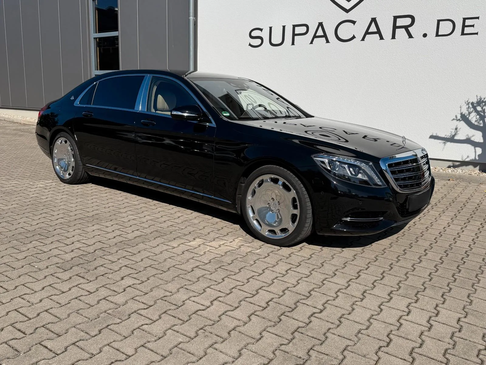 2016 Mercedes-Maybach S 500 4MATIC angeboten von einem Fachhändler in Kranzberg, Deutschland, Hauptfoto