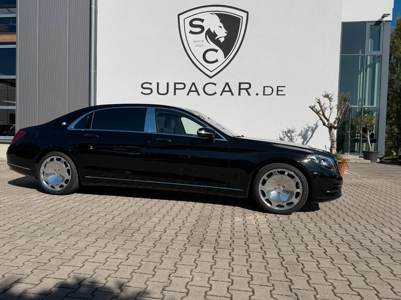 2016 Mercedes-Maybach S 500 4MATIC, 2/30