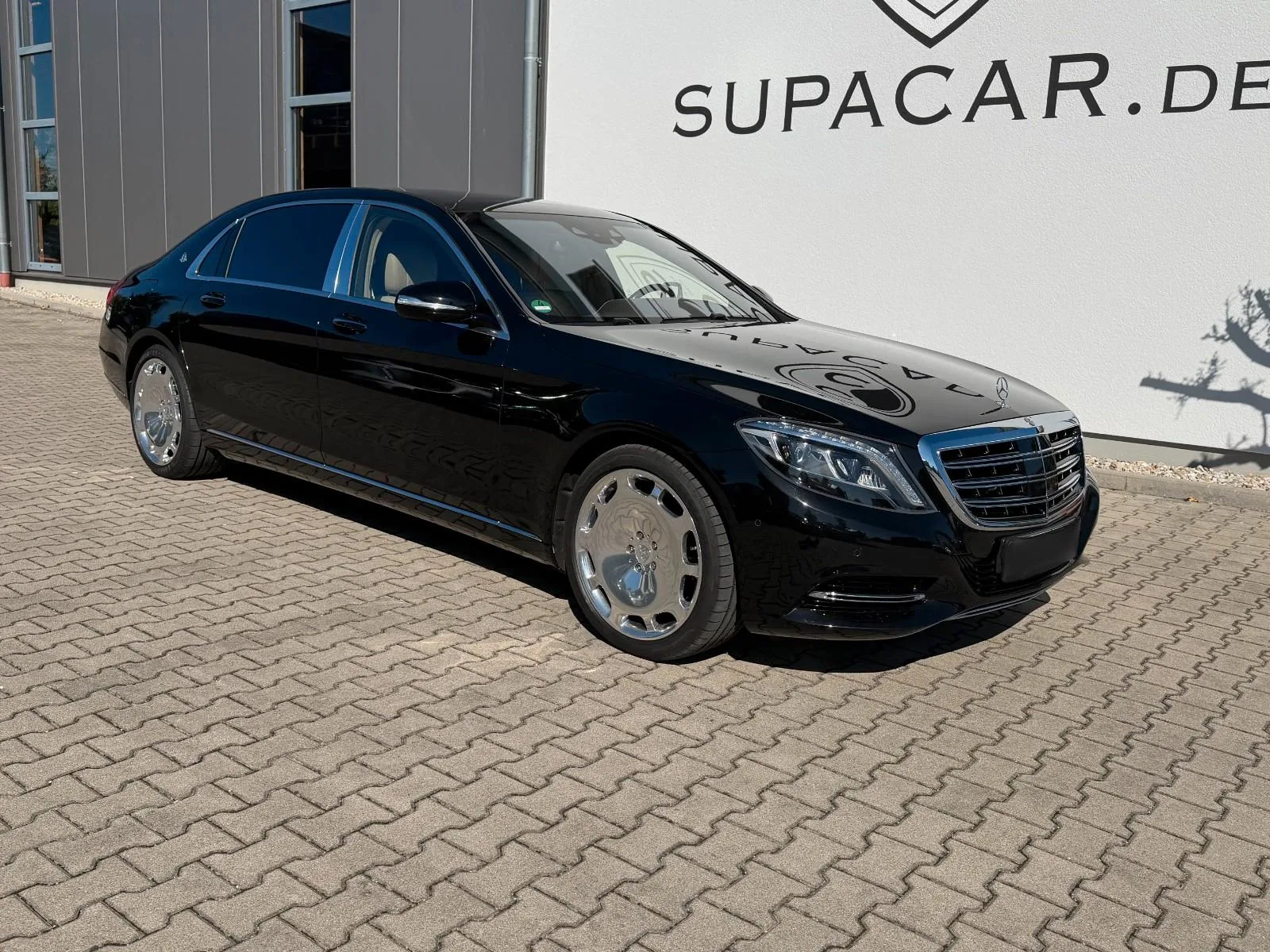 2016 Mercedes-Maybach S 500 4MATIC, 4/30