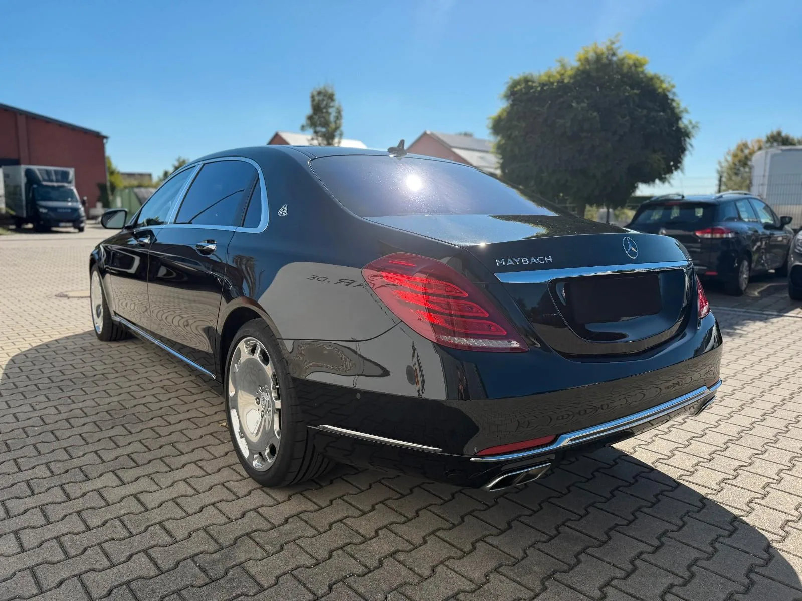 2016 Mercedes-Maybach S 500 4MATIC, 12/30