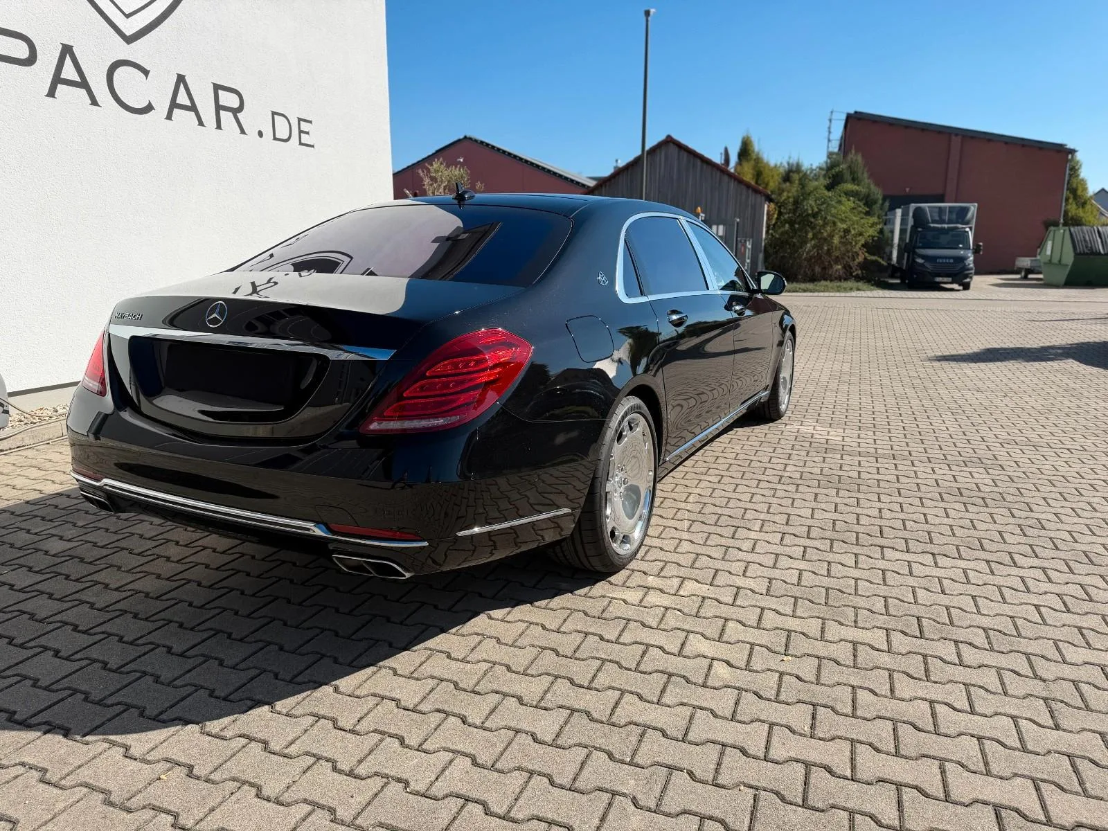 2016 Mercedes-Maybach S 500 4MATIC, 16/30