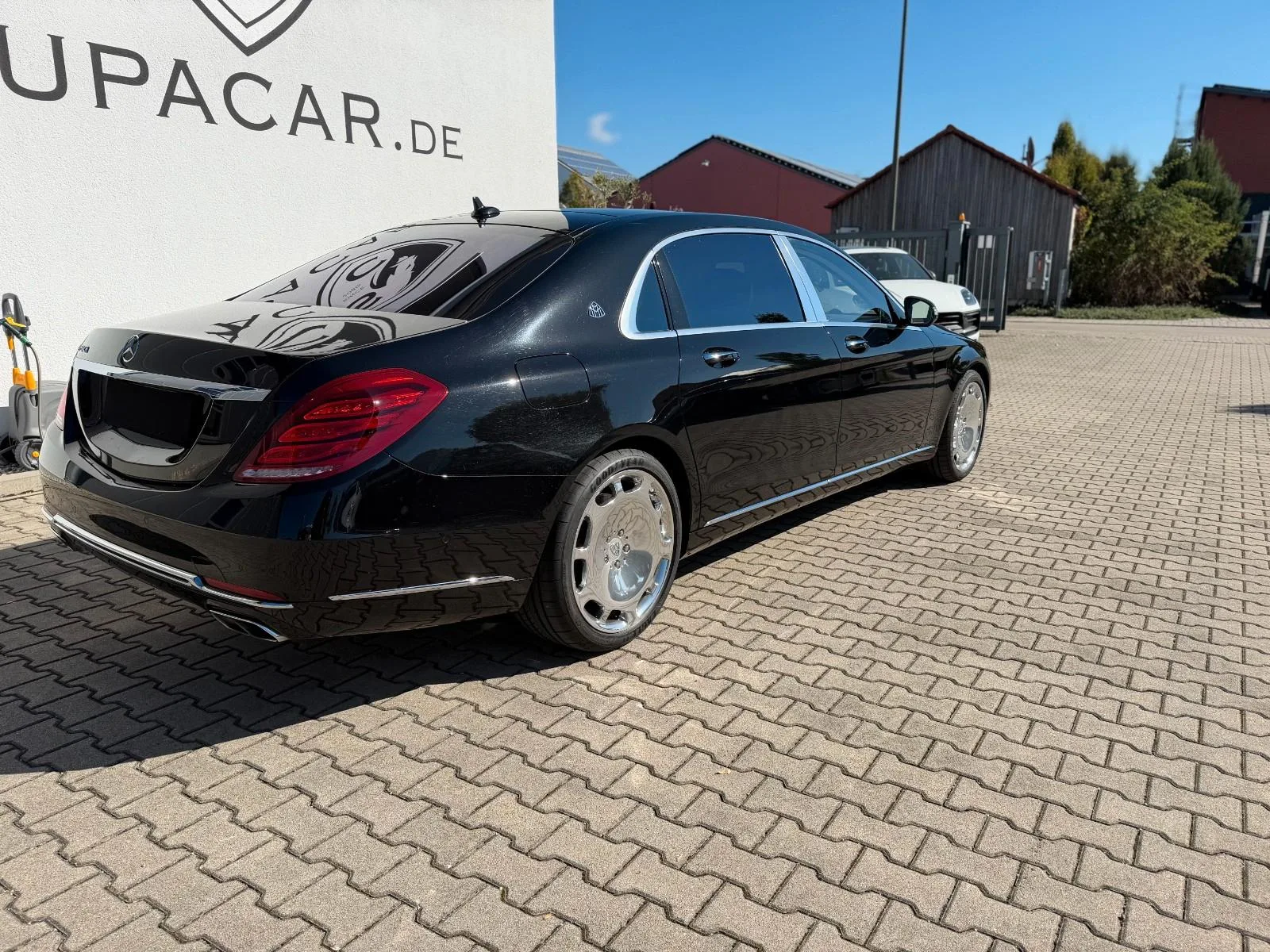 2016 Mercedes-Maybach S 500 4MATIC, 17/30
