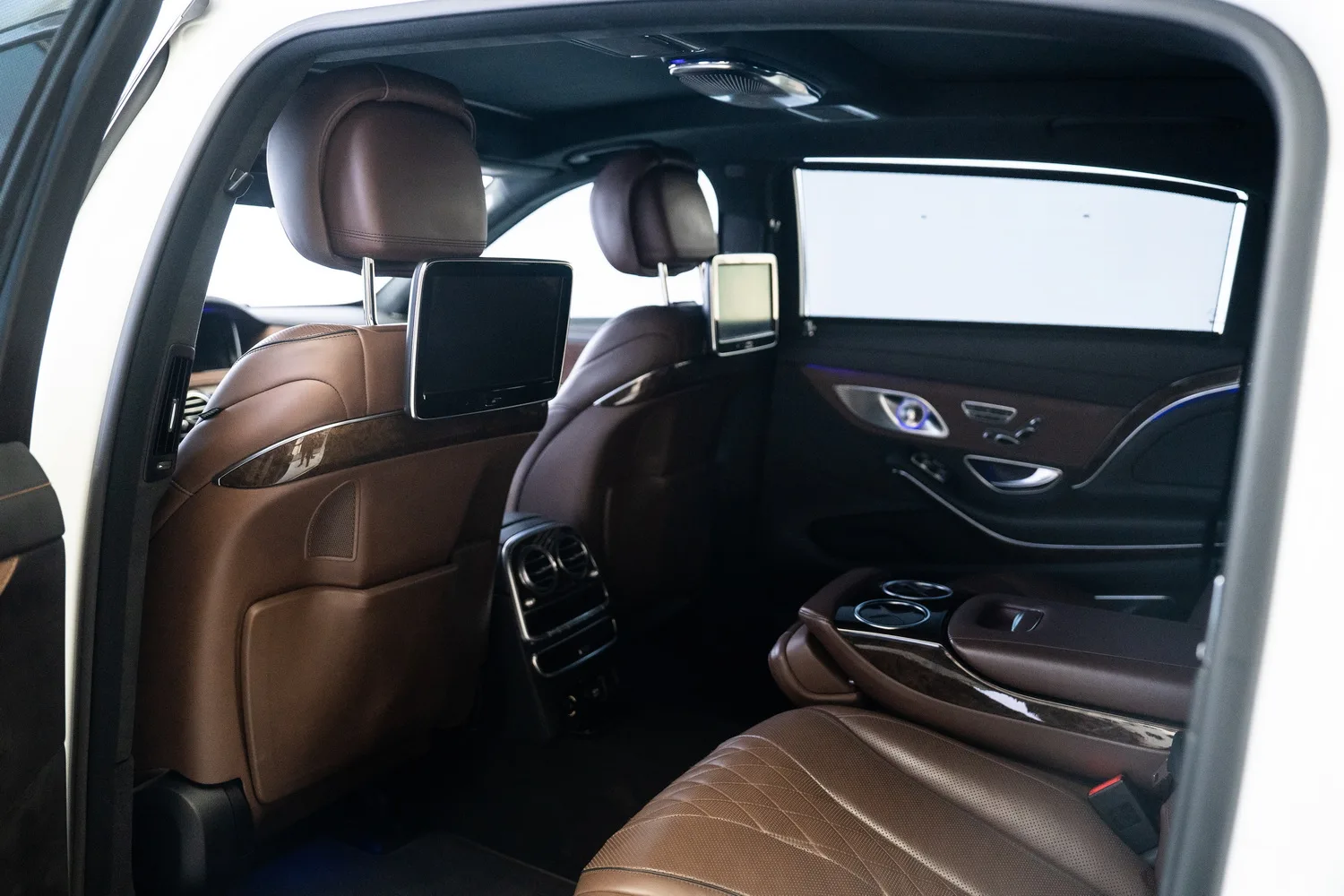 2016 Mercedes-Maybach S 600, 9/14