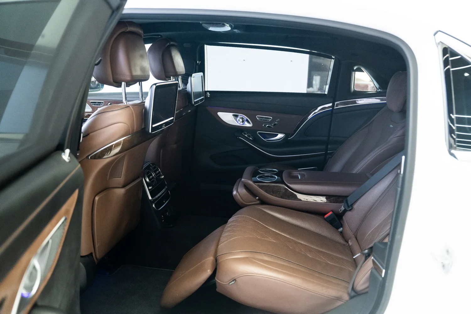 2016 Mercedes-Maybach S 600, 10/14