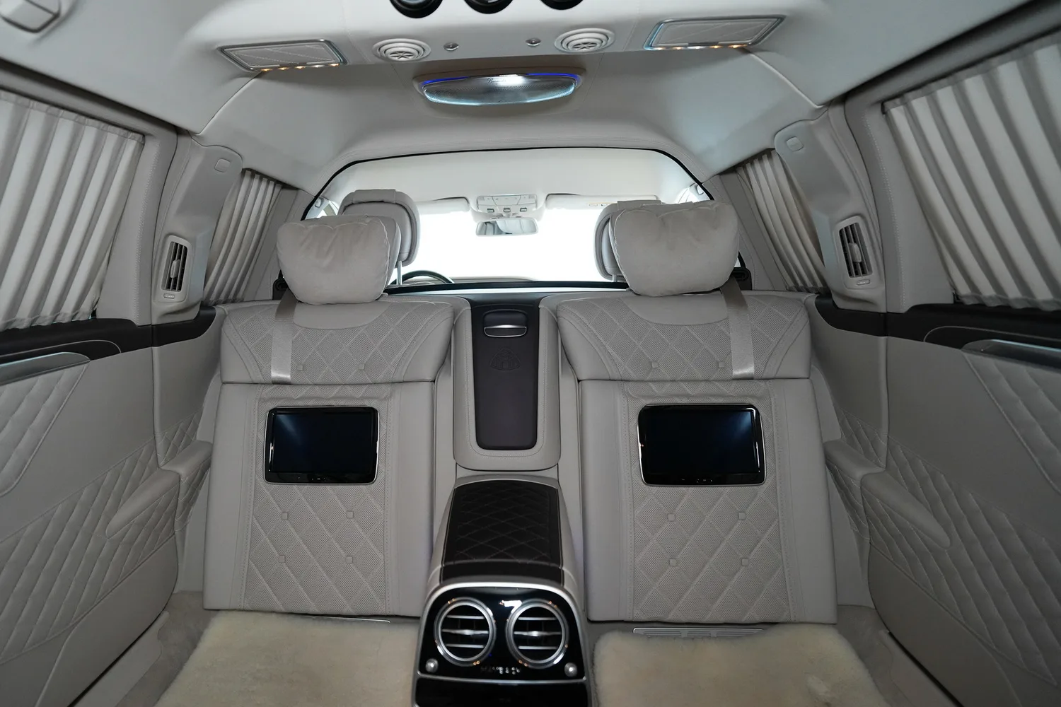 2016 Mercedes-Maybach S 600, 5/13