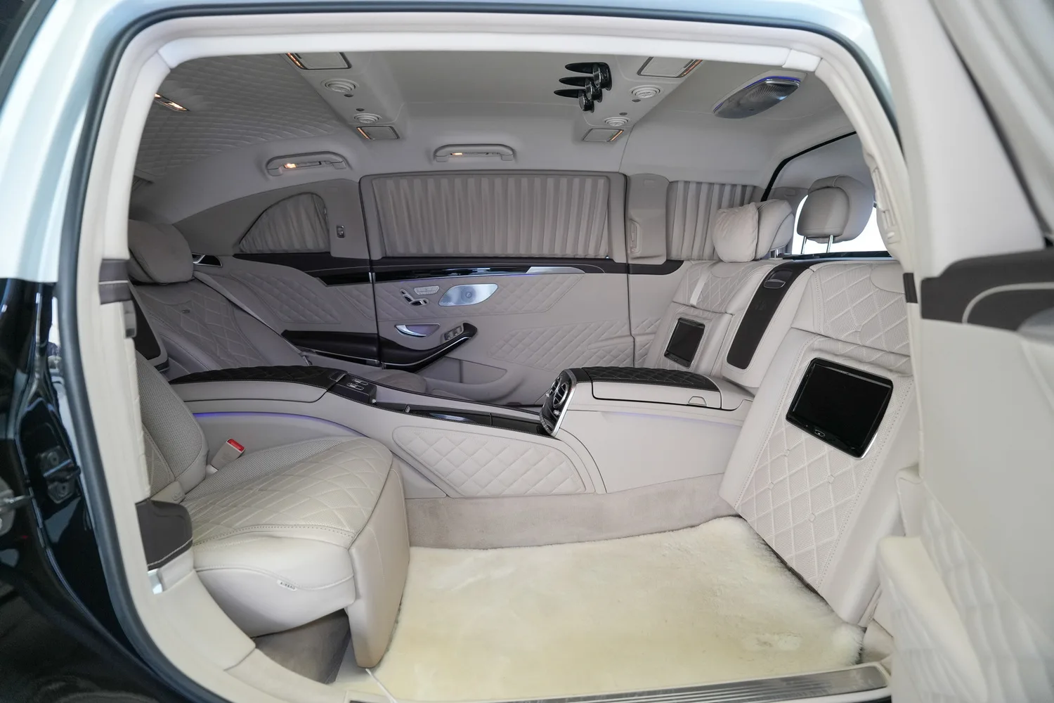 2016 Mercedes-Maybach S 600, 6/13