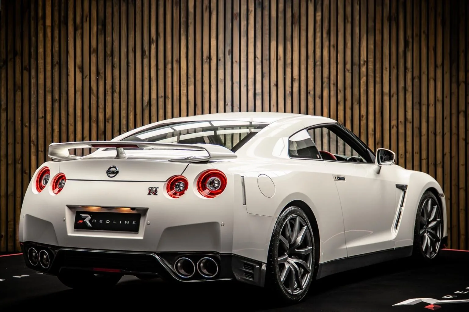 2016 Nissan GT-R, 4/30