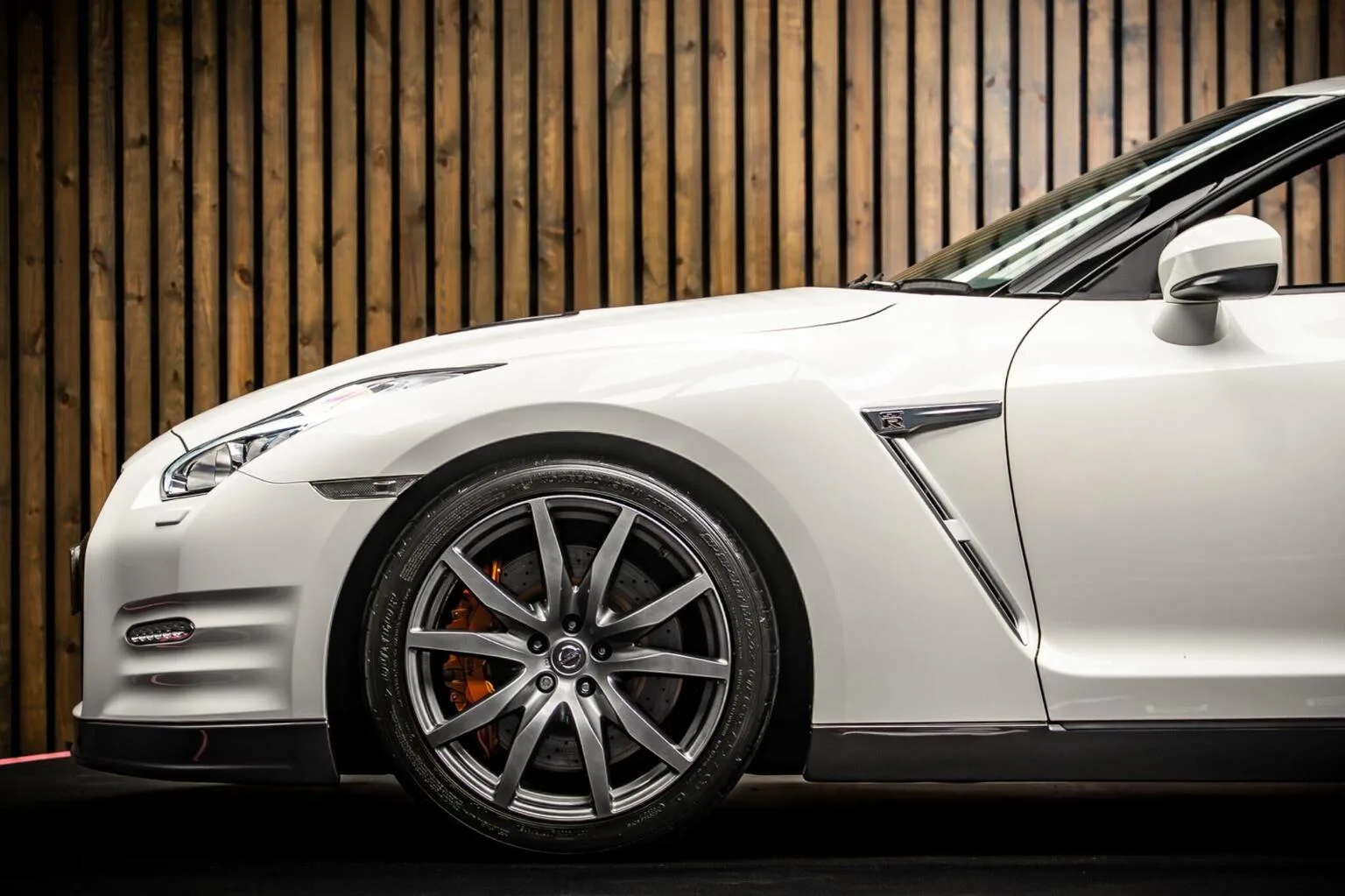 2016 Nissan GT-R, 8/30
