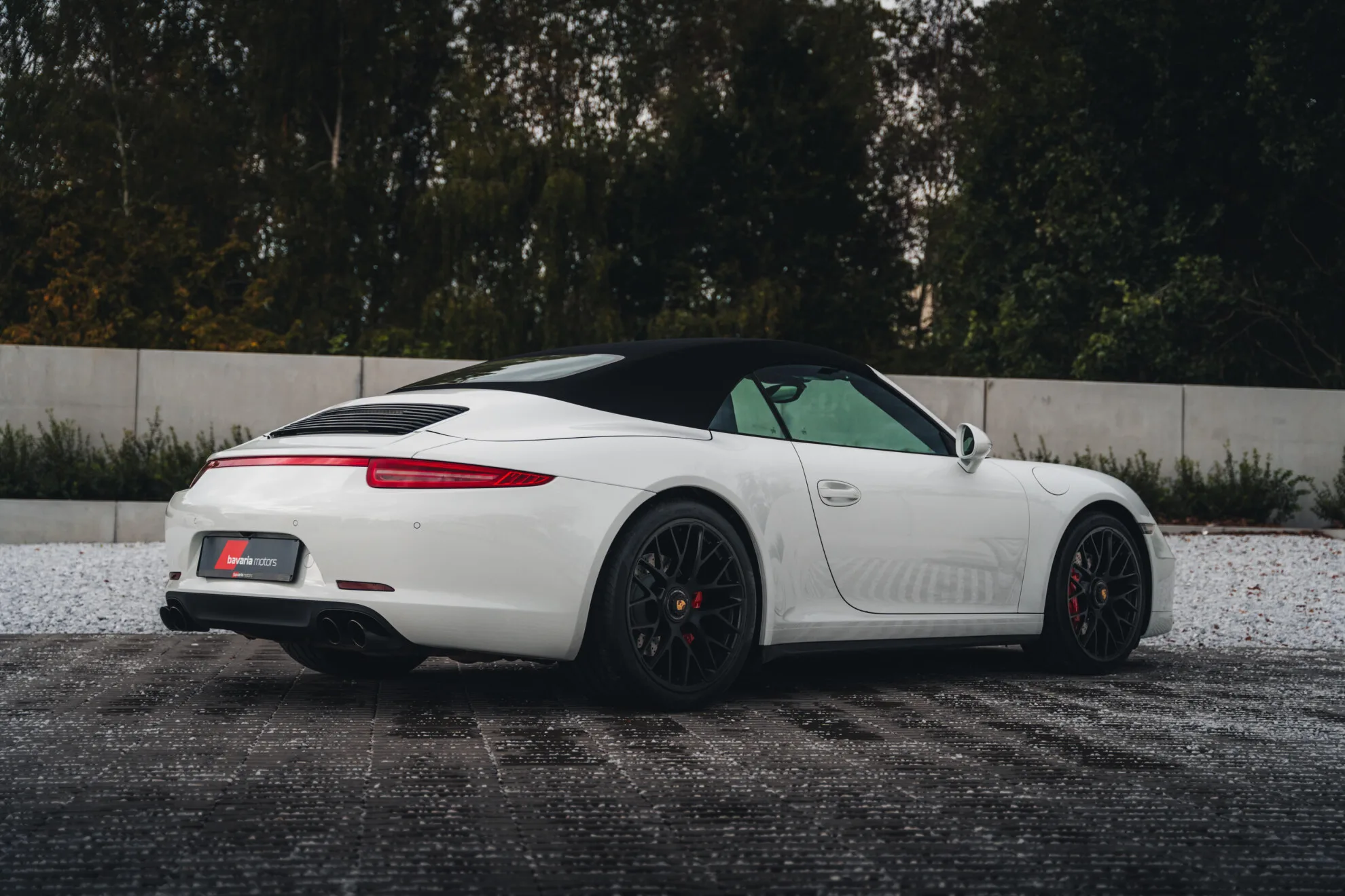 2016 Porsche 911 Carrera 4 GTS Cabriolet, 6/30