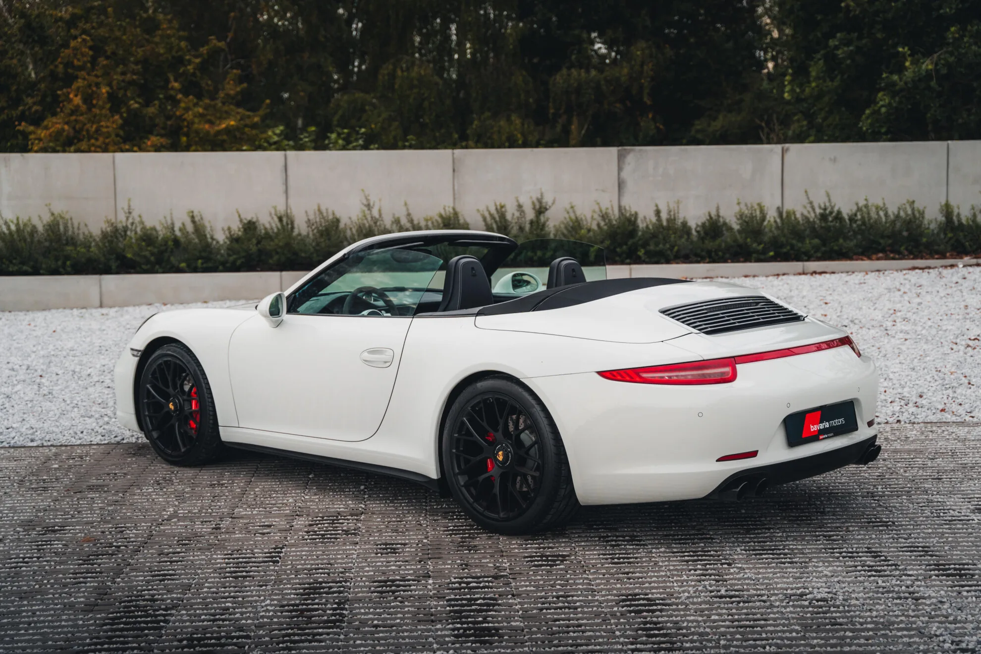 2016 Porsche 911 Carrera 4 GTS Cabriolet, 9/30