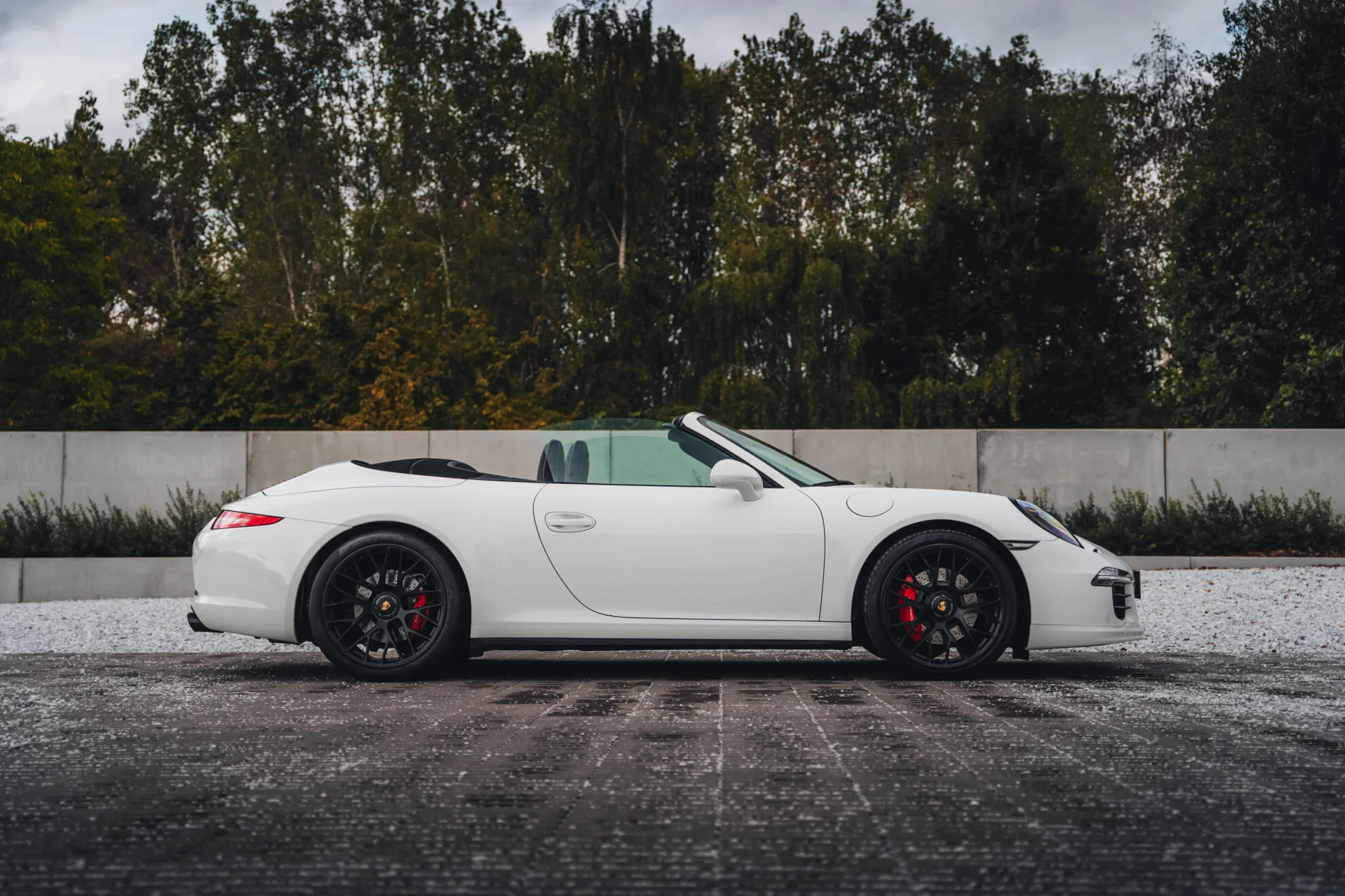 2016 Porsche 911 Carrera 4 GTS Cabriolet, 12/30