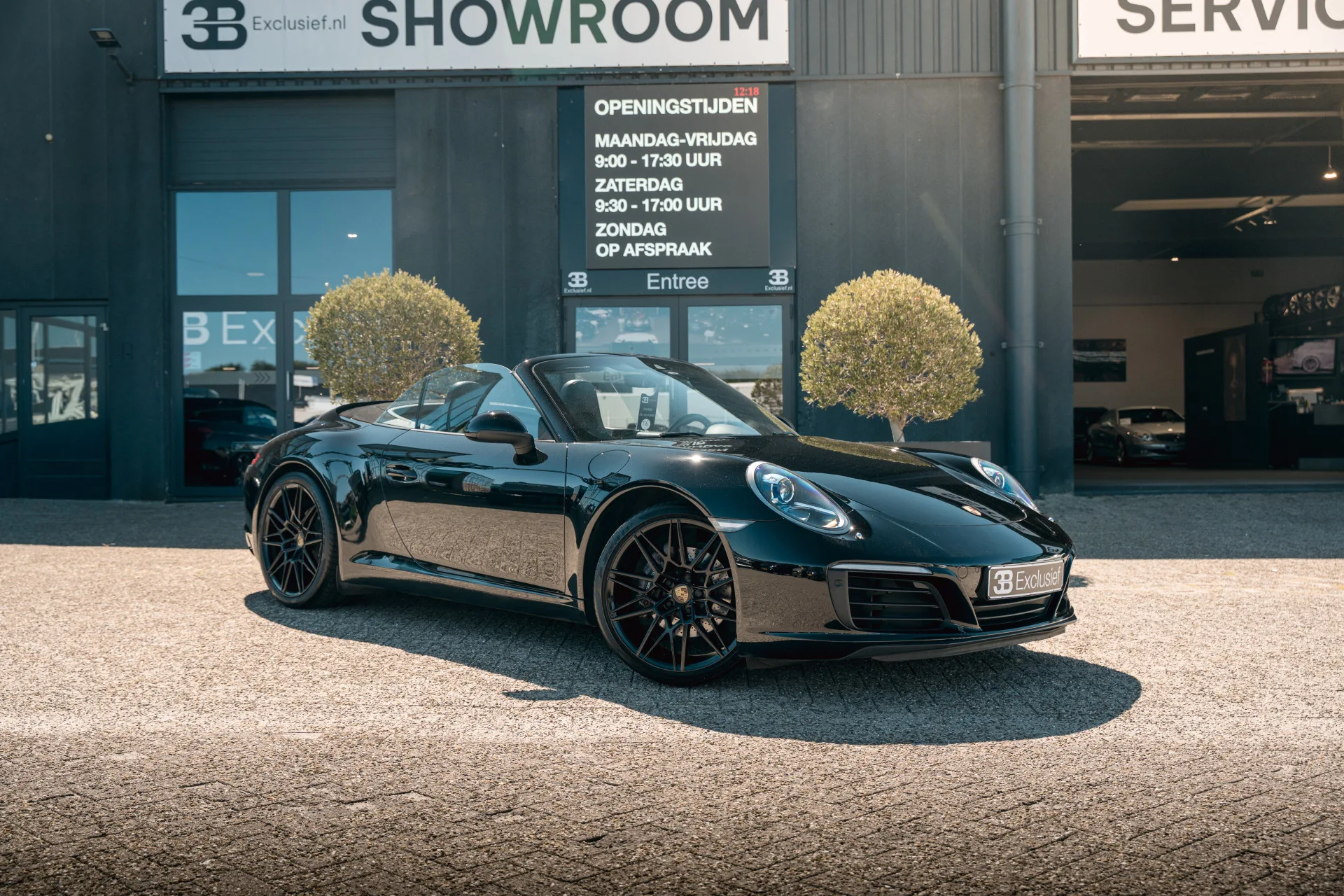 2016 Porsche 911 Carrera Cabriolet angeboten von einem Fachhändler in Rotterdam, Niederlande, Hauptfoto