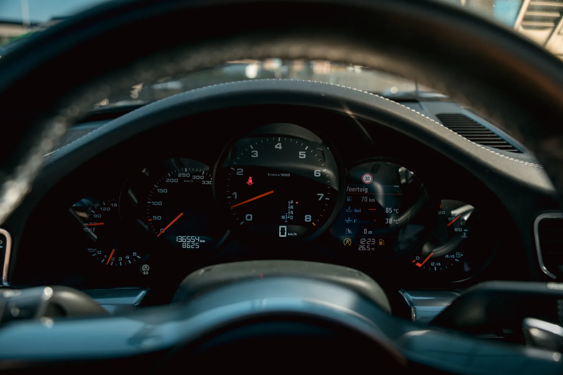 2016 Porsche 911 Carrera Cabriolet, 6/24